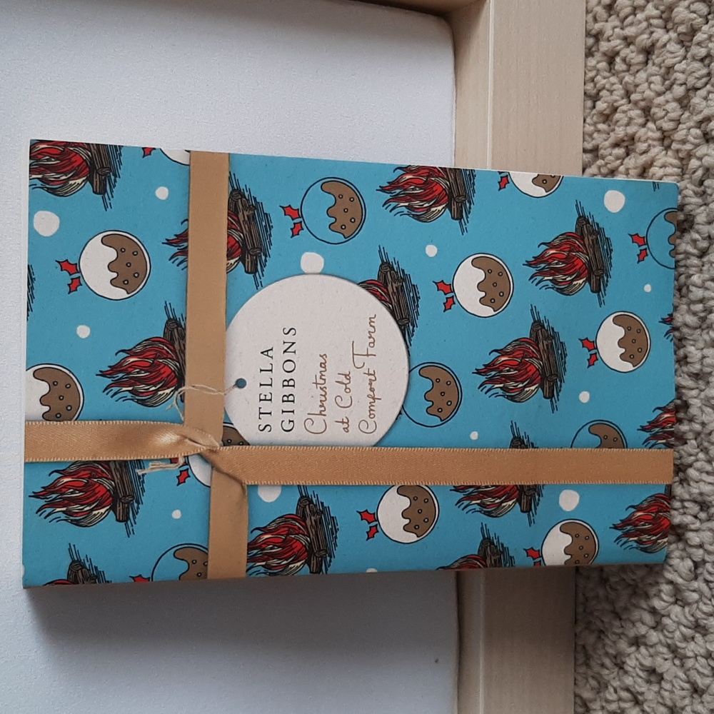 🌼5 for $25🌼 Christmas at Cold Comfort Farm by Stella Gibbons
